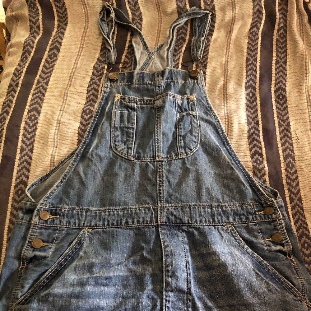 American Eagle overalls - shorts